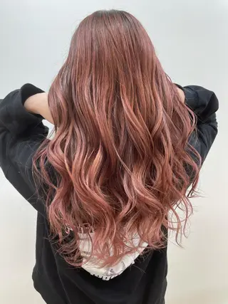 ロング eL HAIR SALON なんば店所属・ブリーチカラー特化 /焼田貴明のヘアスタイル