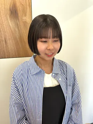 ショート カラー yupi🐈⬛ レイヤー/パーマのヘアスタイル