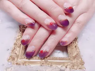 ネイル マジックミラー所属・マジック ミラーのネイルデザイン