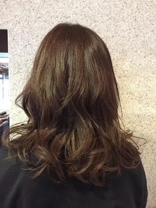 カラー 伊藤 優希のヘアスタイル