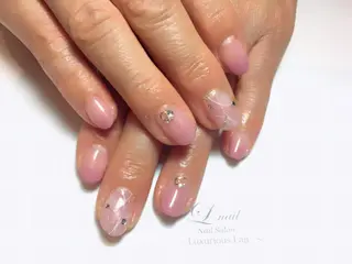 ネイル Li'leaNail AINAのネイルデザイン