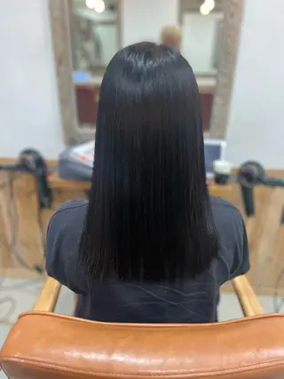 セミロング Wカラーレイヤーカ ット⚡️CHIAKIのヘアスタイル