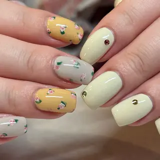 ネイル 山﨑　美優 / Manonのネイルデザイン