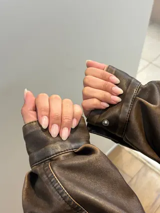 ネイル Aya TRIOSのネイルデザイン