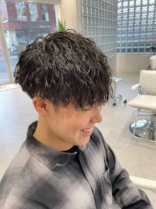 パーマ メンズ 無料ショートモデル 募集中❗️秋山ひらいのヘアスタイル