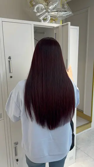 ロング REI /艶髪/透明 感カラー/ボブのヘアスタイル