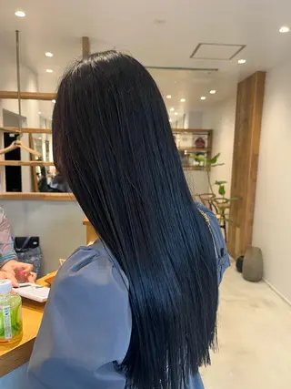 ロング 中山 優里のヘアスタイル