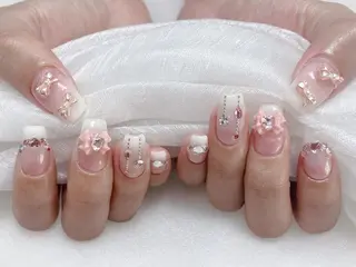 ネイル Elegant beautyのネイルデザイン