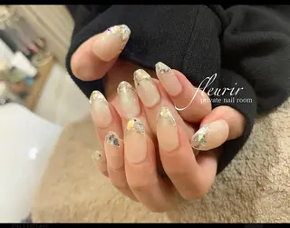 ネイル フルリール 【プライベートサロンのネイルデザイン