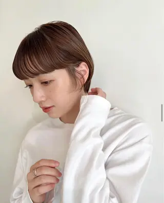 ショート ブリーチカラー🎀 韓国風/寺門美優のヘアスタイル