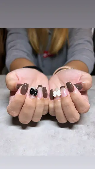 ネイル Prettiest nailのネイルデザイン