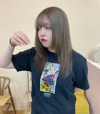 セミロング カラー カットモデル/ ハイトーン/ゆうあのヘアスタイル