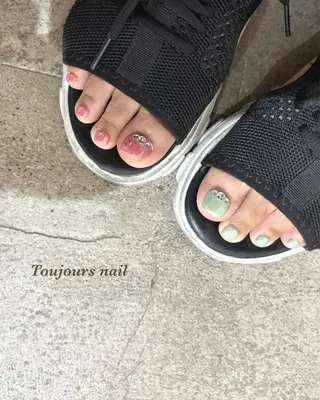 ネイル Toujours nail所属・Toujours / nanaのネイルデザイン