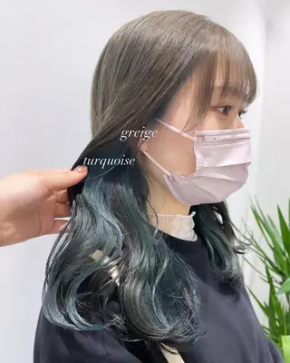 ロング カラー ヘアアレンジ 𝘳𝘺𝘰𝘬𝘢 髪質改善／ブリーチのヘアスタイル