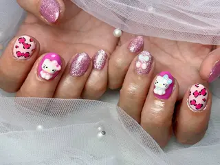 ネイル Queennail 北堀江Yumiのネイルデザイン