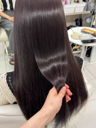 ロング 関川 奈摘のヘアスタイル