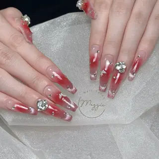 ネイル Maggie Nail🦩のネイルデザイン