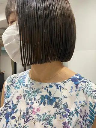 ショート カラー センターパート/ 暖色カラーayuのヘアスタイル