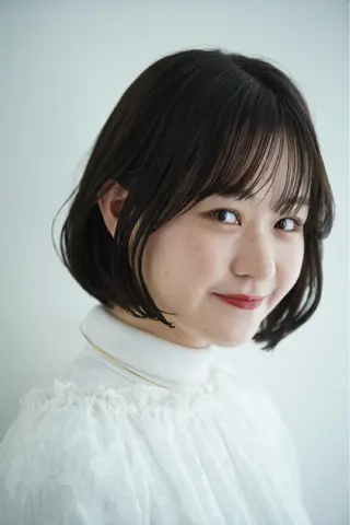 ショート カラー 大倉 未波のヘアスタイル