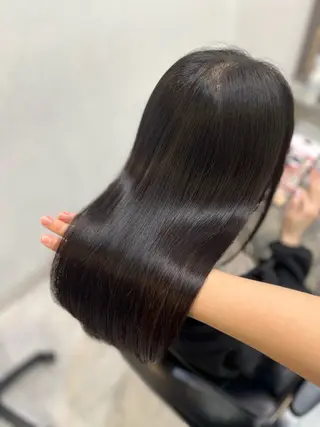 ミディアム THE  ESCALA表参道所属・Hana🌷/ 透明感/艶髪/表参道のヘアスタイル