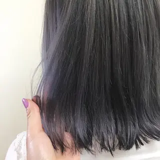 カラー 工藤 綾華のヘアスタイル