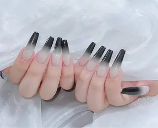 ネイル LilyLala Nailsalonのネイルデザイン