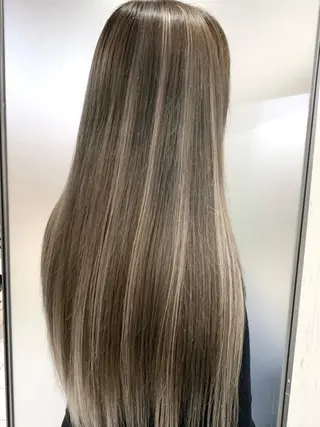 ロング カラー ヘアアレンジ Device ディバイスのヘアスタイル