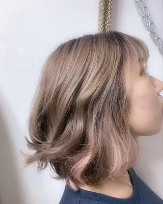 アティリー 西梅田のヘアスタイル