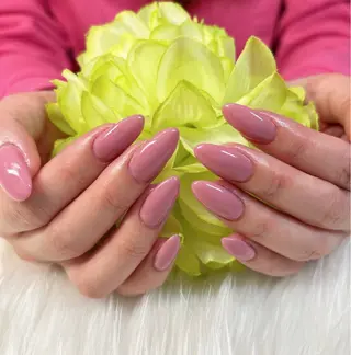 ネイル Queen ネイル&アイラッシュ所属・Queen ネイル&アイラッシュのマツエク・マツパデザイン