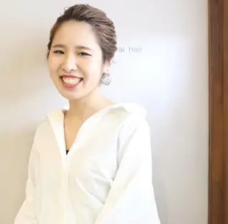 カラー glad hairのヘアスタイル