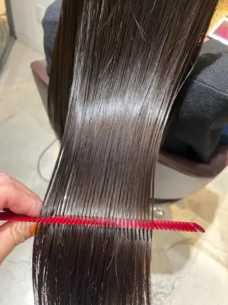 セミロング diar／Saori 透明感カラー🤍のヘアスタイル