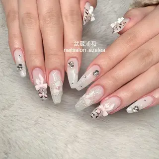 ネイル R inのネイルデザイン