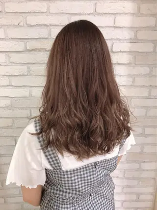 ロング カラー HAUS 片山みほのヘアスタイル
