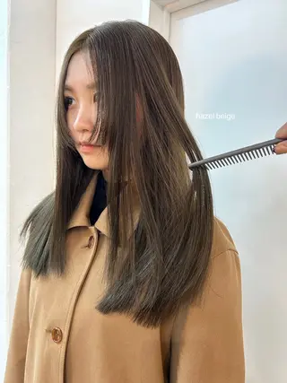 ロング レイヤーカット/ 透明感カラーmikuのヘアスタイル