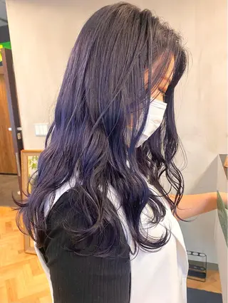 ロング カラー ハル🌸柔色/ ブリーチなし/艶髪のヘアスタイル