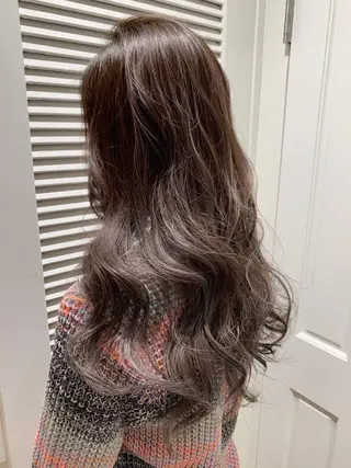 ロング 渋谷ハイトーン/ デザインカラー阿部のヘアスタイル