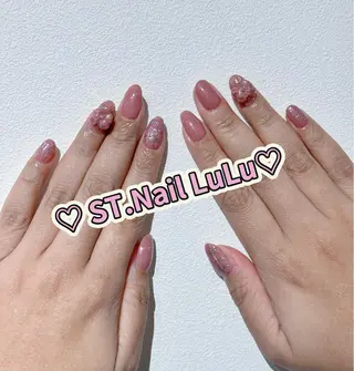ネイル エスティーネイル ルルのネイルデザイン