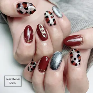 ミディアム ネイル ☺︎山部 志麻☺︎のネイルデザイン