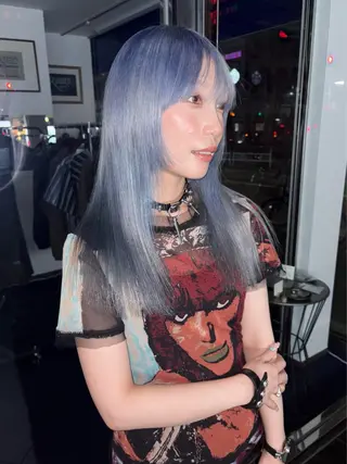 ロング lot Kanau ハイトーン／デザインのヘアスタイル