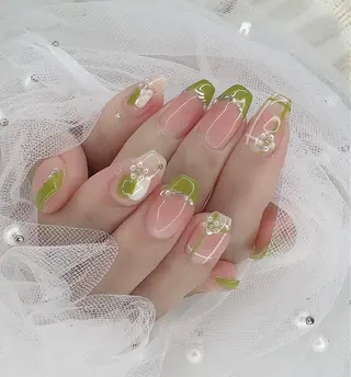 ネイル ハヤシ ミカのネイルデザイン