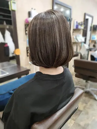 ショート カラー sepiage trois所属・酒井 亜希のヘアスタイル