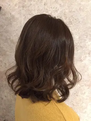 ミディアム カラー パーマ 小顔カット✨ 透明感カラー/村上のヘアスタイル