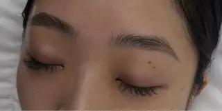 アイブロウ カワイイ保証🤍🪄 miki.kの眉毛・アイブロウイメージ