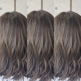 ミディアム カラー 福森 みずきのヘアスタイル