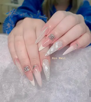 ネイル Hin Nail Osaka所属・Hin Nailsのネイルデザイン