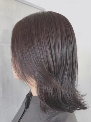 ミディアム カラー yah iroのヘアスタイル