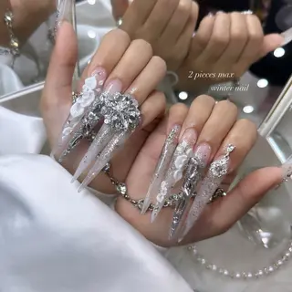 ネイル 加納 莉音のネイルデザイン