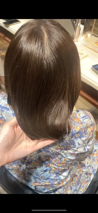 ミディアム カラー BEBE所属・ご新規様限定 透明感カラーKANAのヘアスタイル