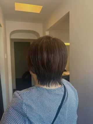 ショート カラー 栗林 茉那のヘアスタイル