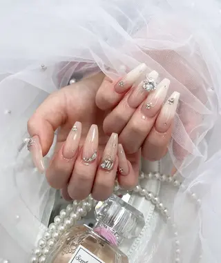 ネイル ALPHA. KUREAのネイルデザイン